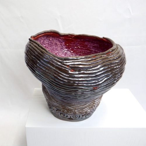 vaso-in-terracotta-lavorazione-colommbino-smalto-nero-metallico-8.jpg